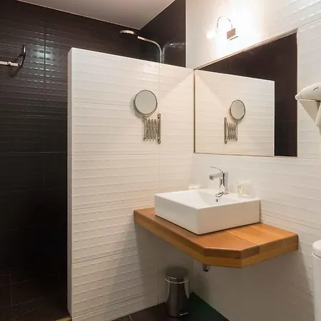 Rurales Sierra 아파트